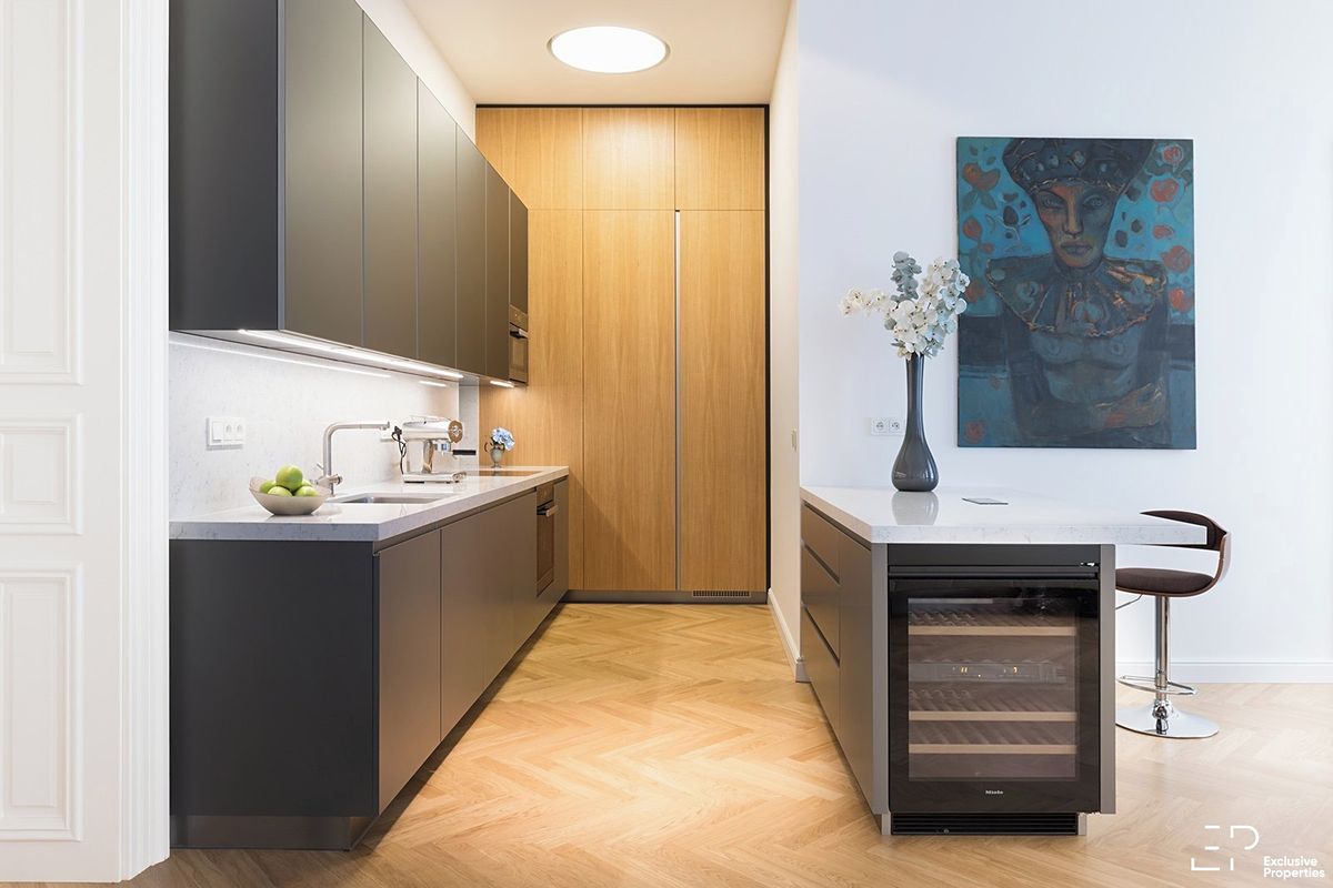 Pronájem bytu 4+kk 140 m² – fotografie 2