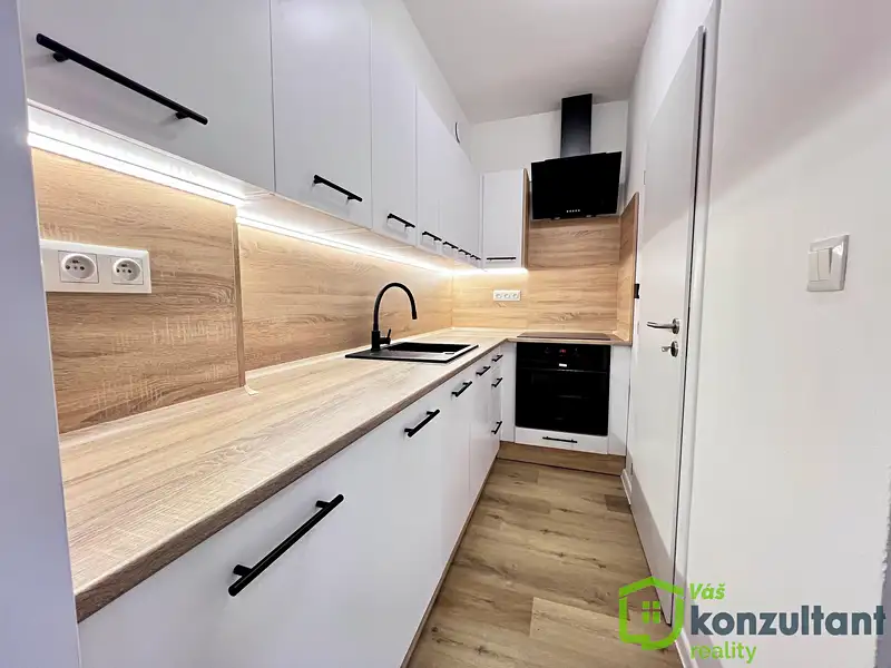 Pronájem bytu 2+kk 45 m², Ostrava – náhled fotky 1