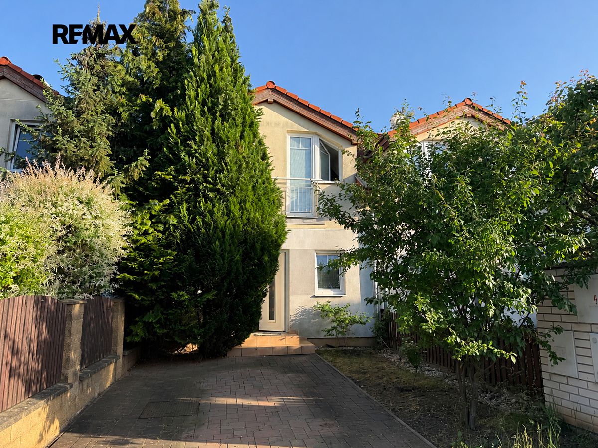 Prodej rodinného domu 97 m², pozemek 208 m², Bašť – fotka 1 z 3