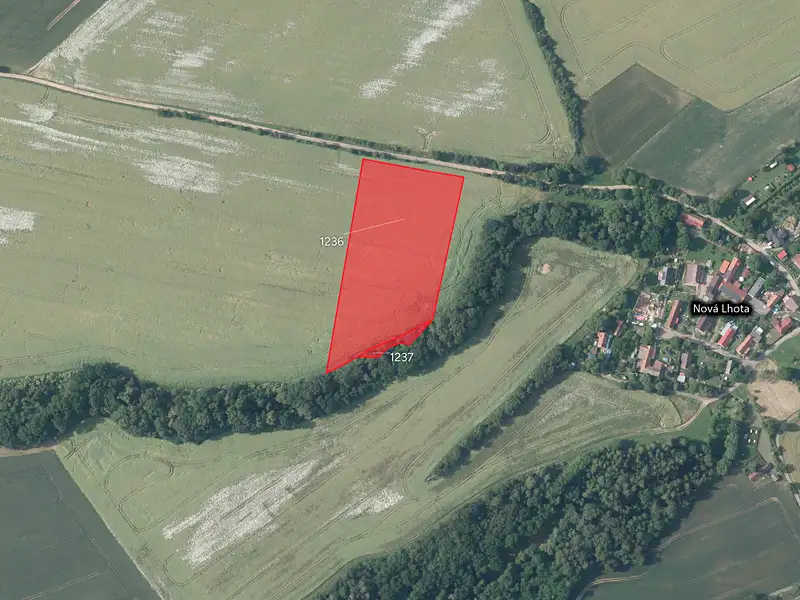 Prodej pole 15956 m², Kluky – náhled fotky 1