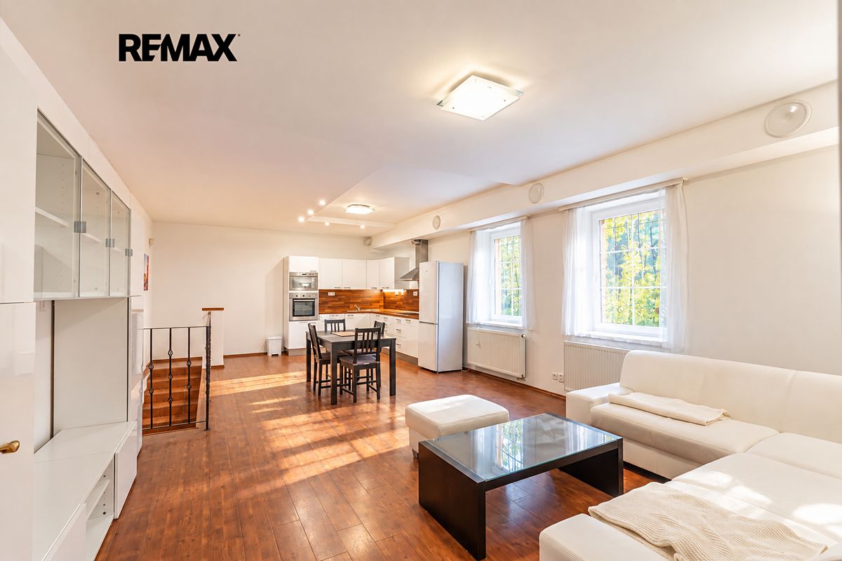 Pronájem bytu 2+kk 85 m², Praha – fotka 1 z 3