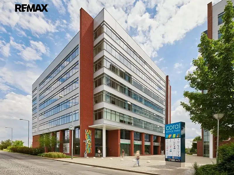 Pronájem kanceláře 447 m², Praha – náhled fotky 3