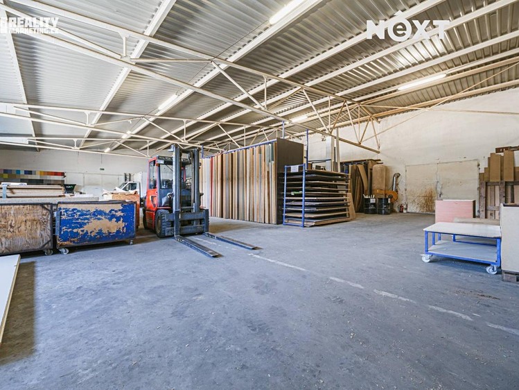 Gewerbefläche zum Kauf, 1.917 m² (18 von 25)