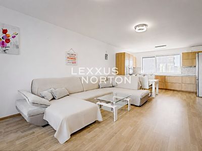 Pronájem bytu 3+kk 90 m²