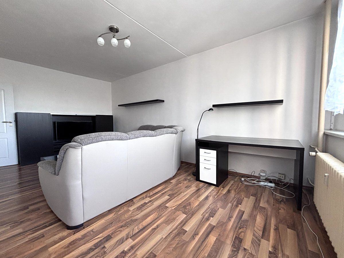 Pronájem bytu 2+1 59 m² – fotografie 4