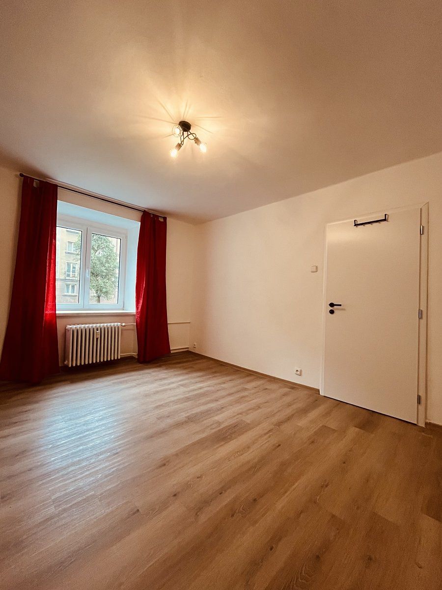 Pronájem bytu 1+1 28 m² – fotografie 5