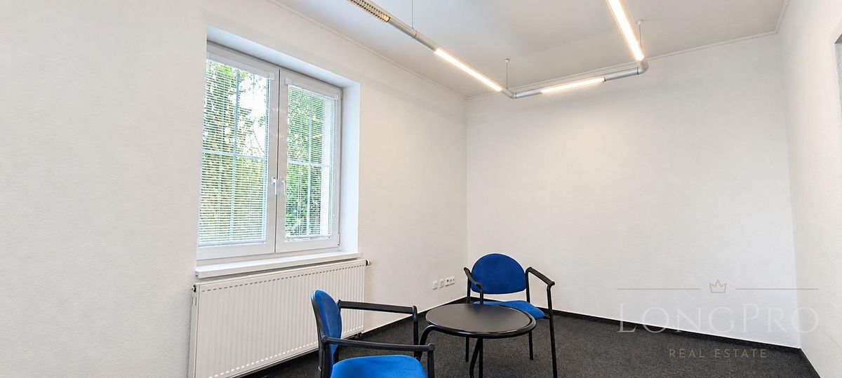 Pronájem kanceláře 75 m² – fotografie 4
