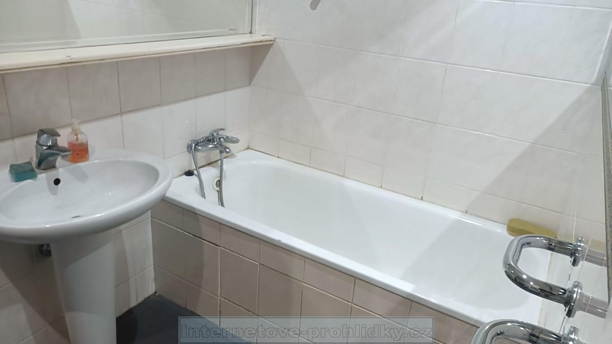 Pronájem bytu pokoje 20 m² – fotografie 3