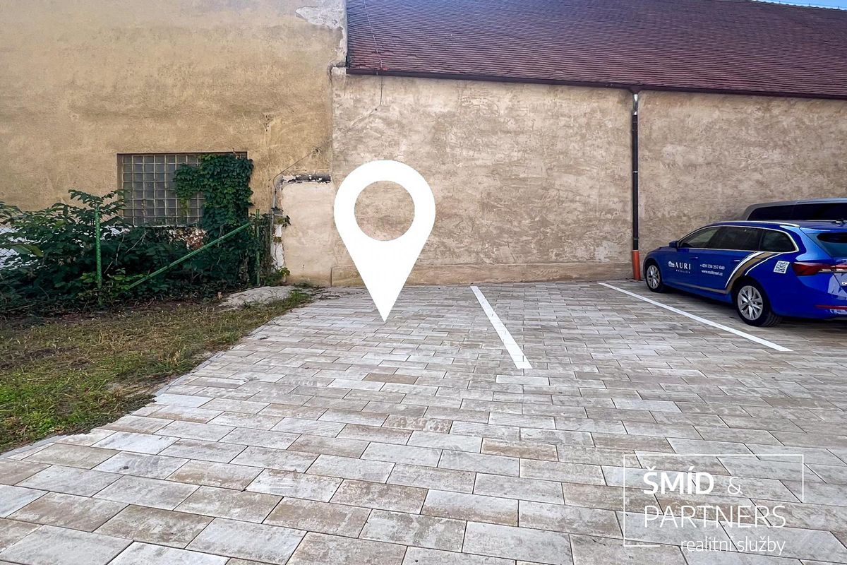 Prodej garážového stání 12 m² – fotografie 2