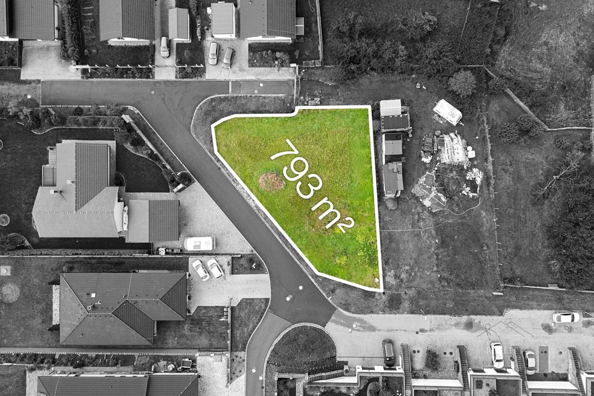 Prodej stavebního pozemku 793 m²
