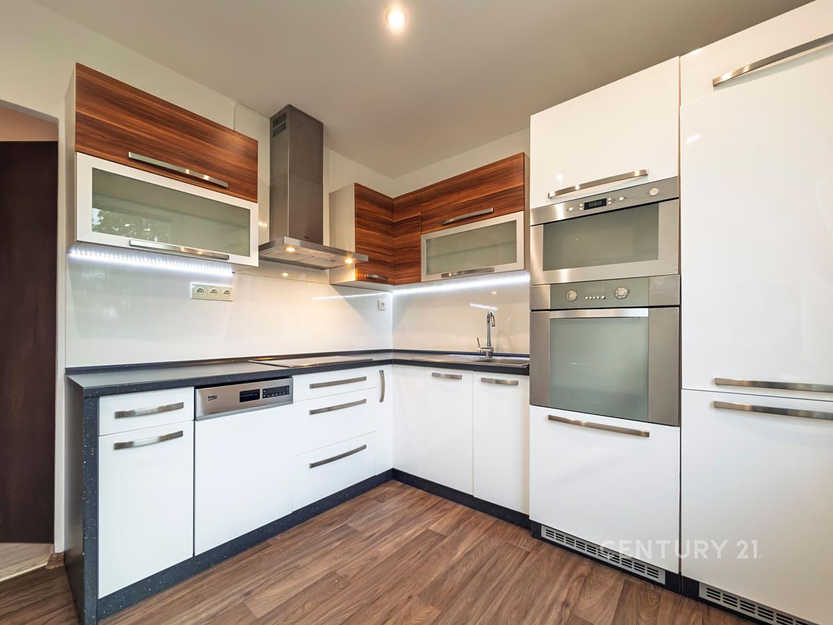 Pronájem bytu 3+1 72 m², Nový Jičín – fotka 1 z 3