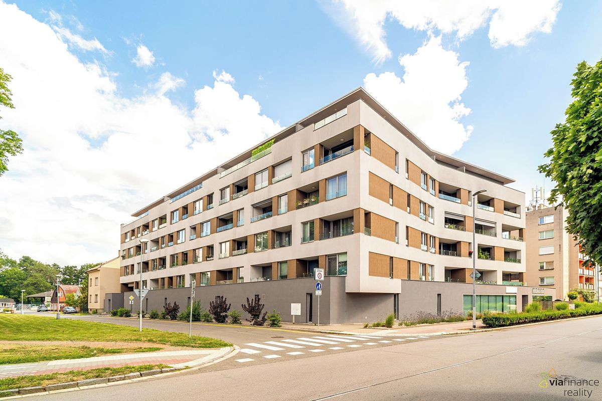 Prodej bytu 4+kk 114 m² – fotografie 2