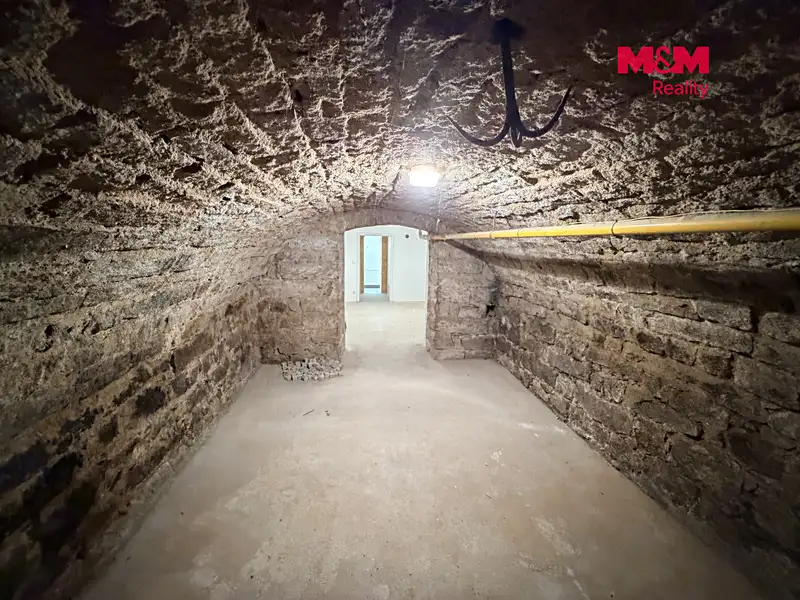 Pronájem obchodního prostoru 81 m², Jablonec nad Nisou – náhled fotky 2