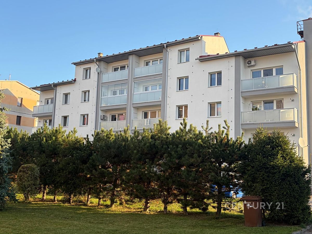 Pronájem bytu 3+1 74 m²