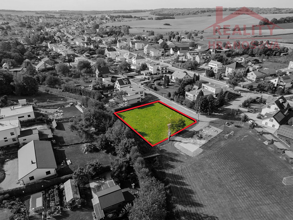 Prodej stavebního pozemku 1371 m² – fotografie 3