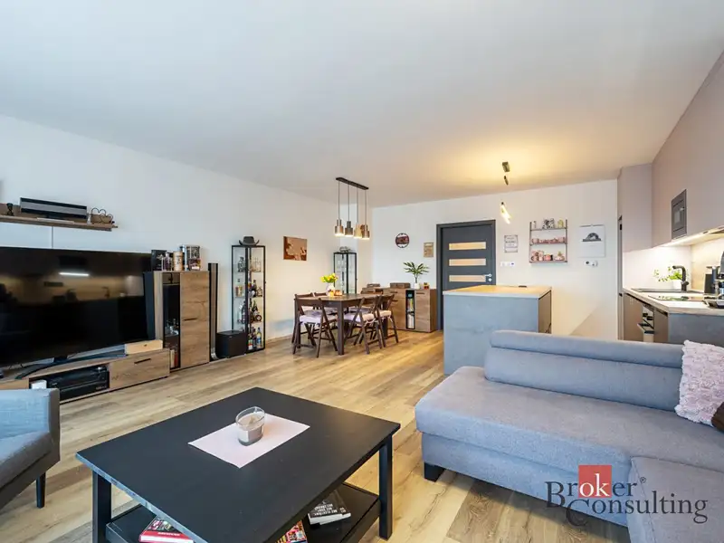 Prodej rodinného domu 166 m², pozemek 259 m², Mokrá-Horákov – náhled fotky 2