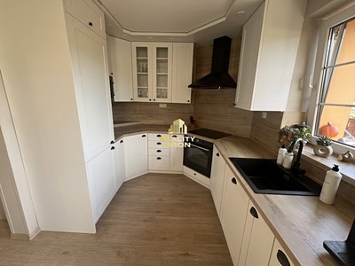 Prodej domu, 250 m² (2 z 20)