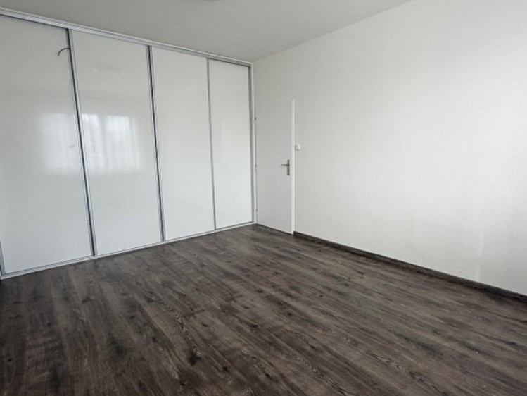 Pronájem bytu 3+1, 76 m² (6 z 10)