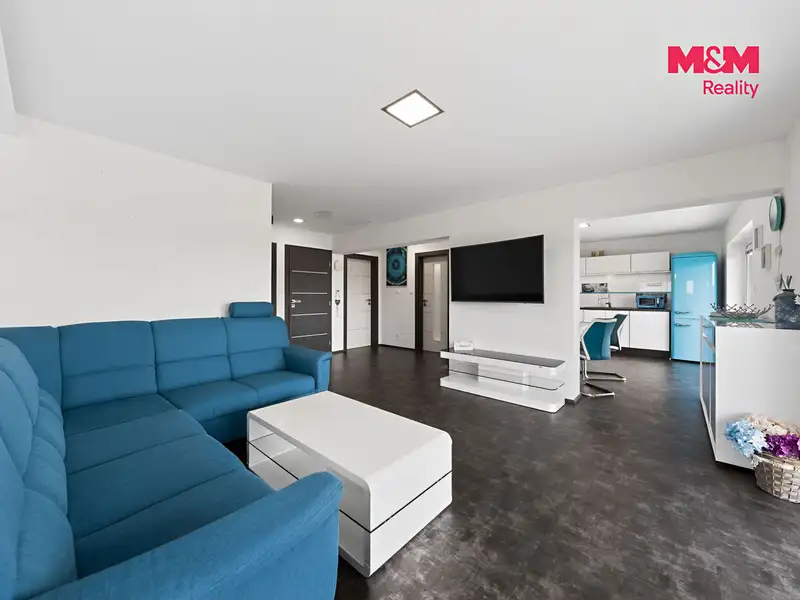 Prodej rodinného domu 233 m², pozemek 570 m², Velké Pavlovice – náhled fotky 3