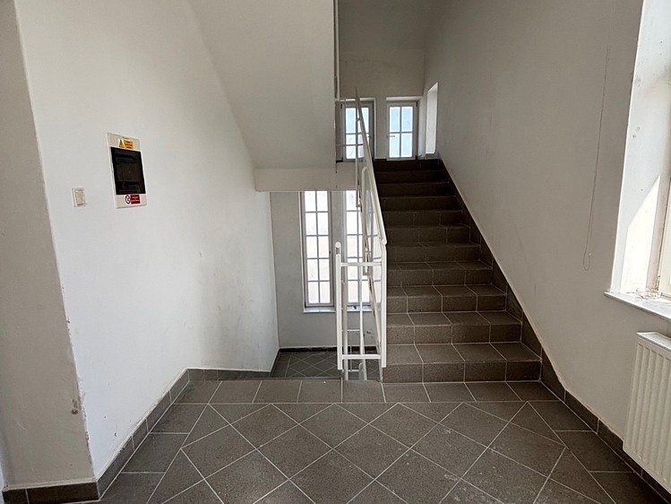 Pronájem komerčního prostoru, 300 m² (27 z 33)