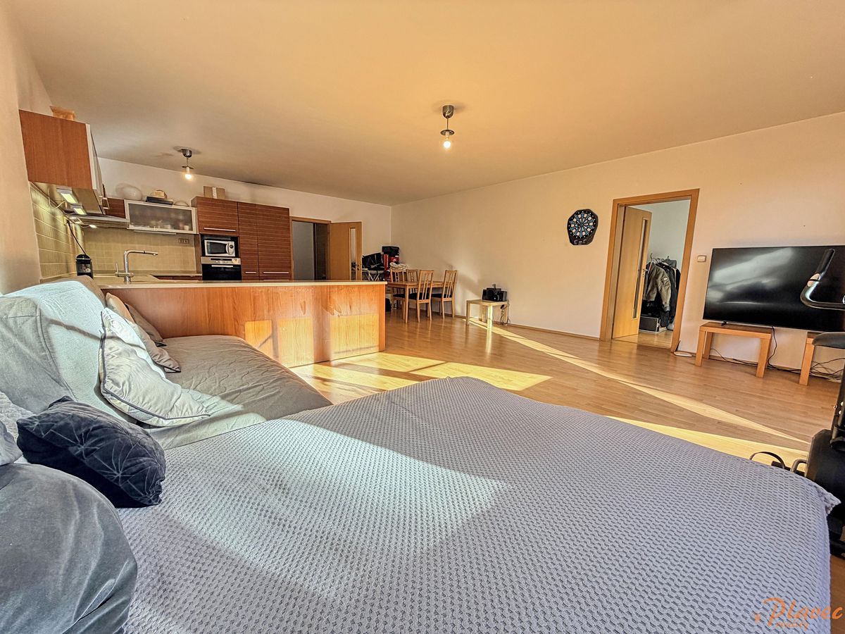 Pronájem bytu 2+kk 78 m² – fotografie 5