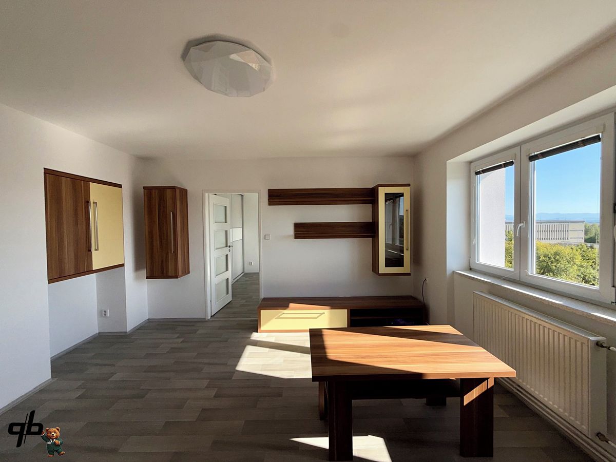 Pronájem bytu 2+1 64 m² – fotografie 3