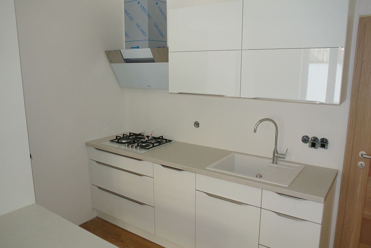 Pronájem bytu 2+kk 46 m² – fotografie 2