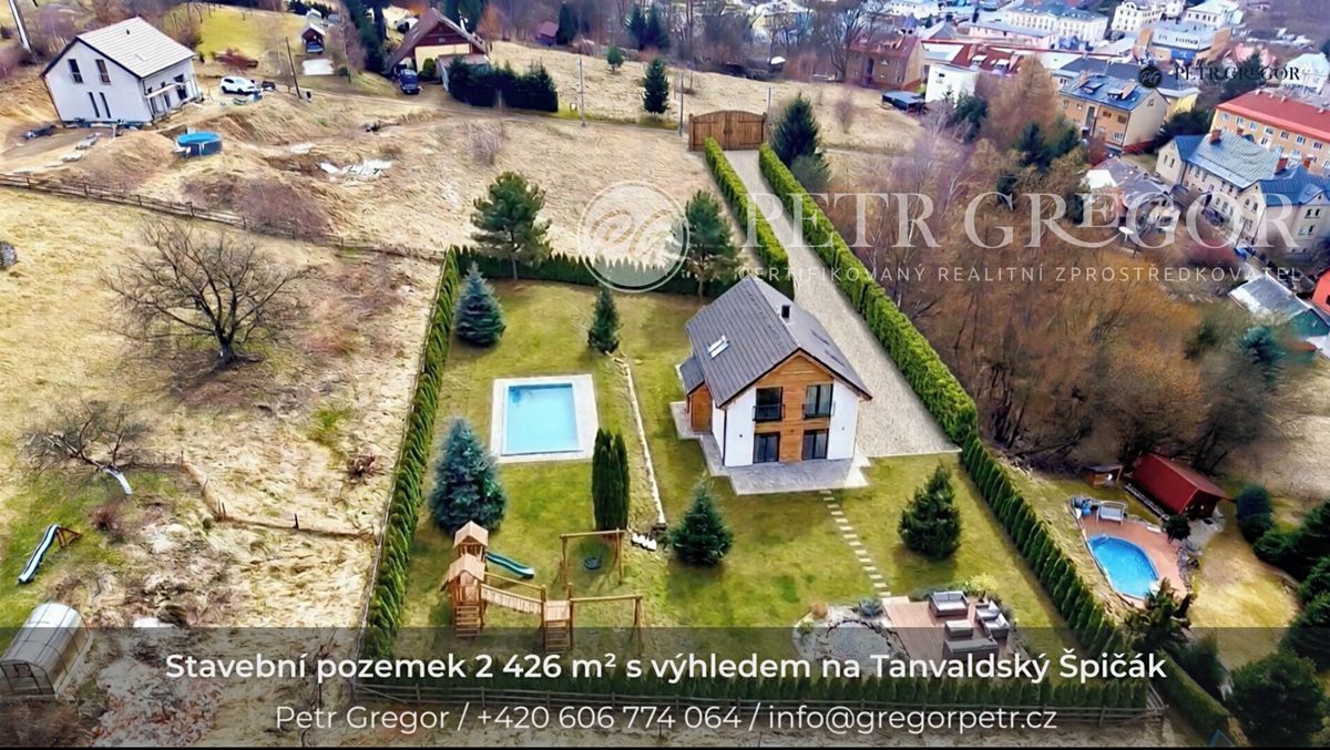 Prodej stavebního pozemku 2426 m² – fotografie 3