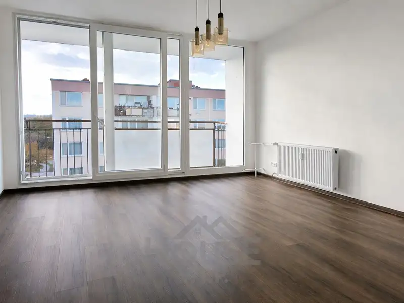 Prodej bytu 3+1 68 m², Praha – náhled fotky 3