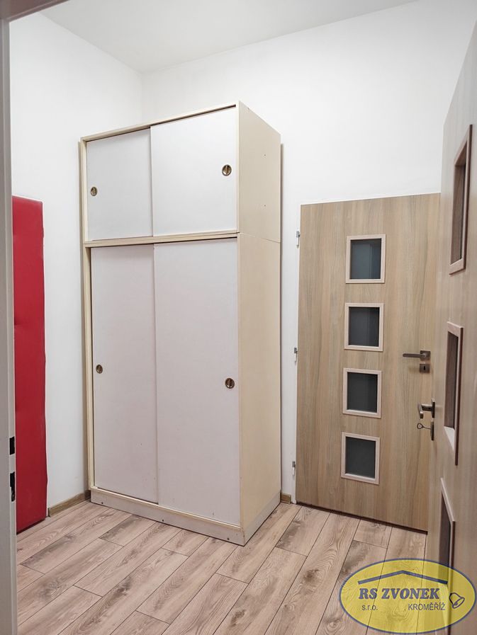 Pronájem bytu 3+1 82 m² – fotografie 3
