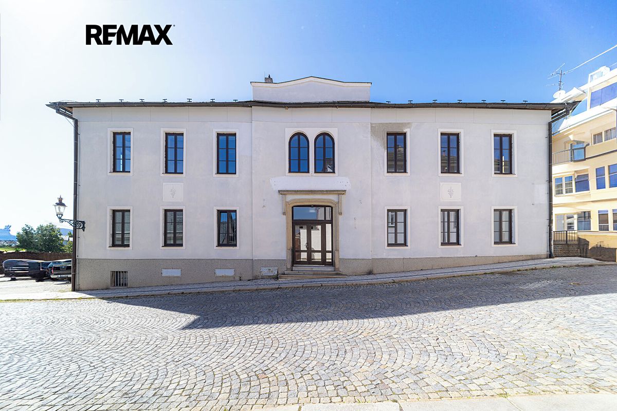 Prodej obchodního prostoru 519 m²
