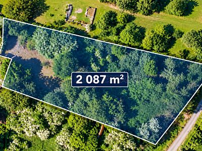Prodej stavebního pozemku 2087 m²