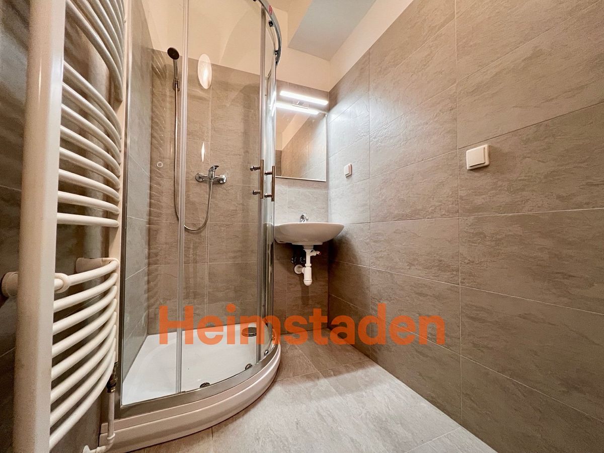 Pronájem bytu 2+1 64 m² – fotografie 4