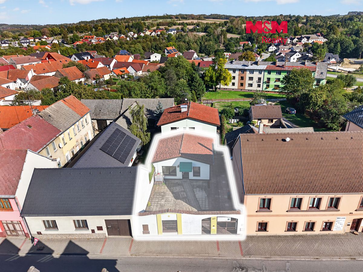 Pronájem obchodního prostoru 67 m²