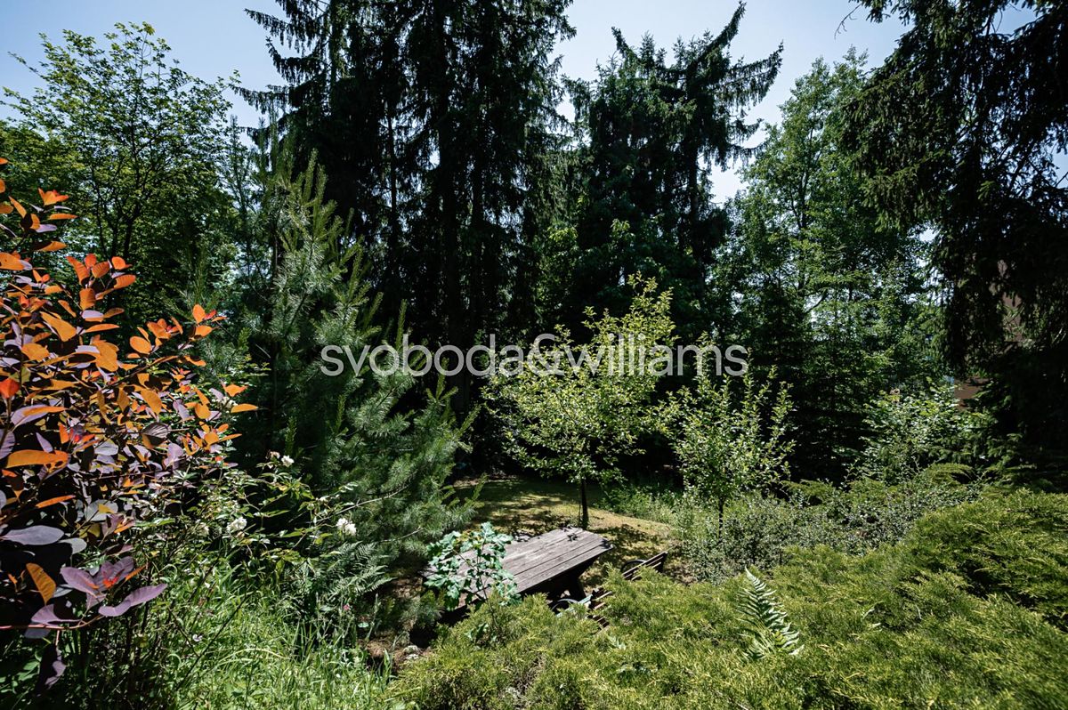 Prodej stavebního pozemku 2486 m² – fotografie 2