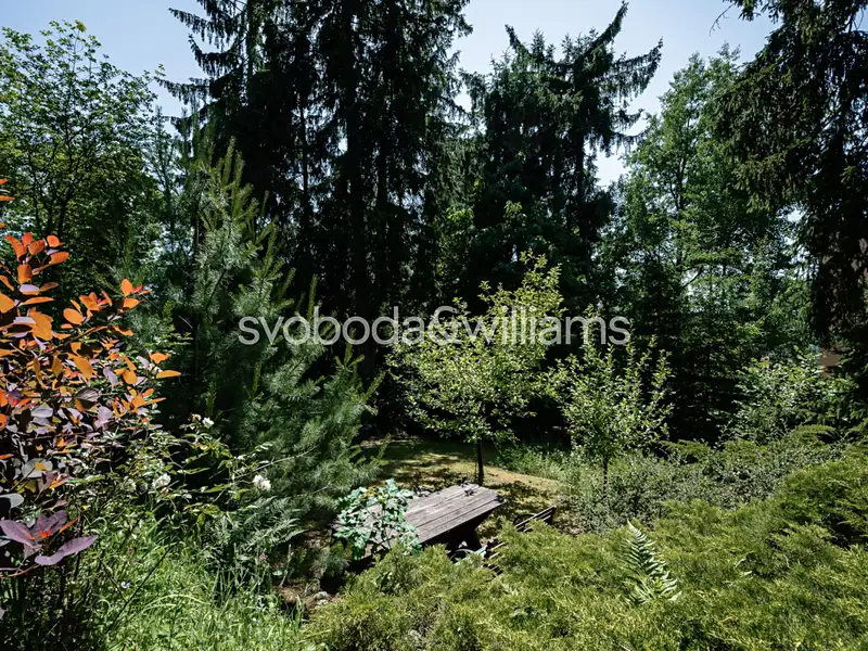 Prodej stavebního pozemku 2486 m², Kamenice – náhled fotky 2