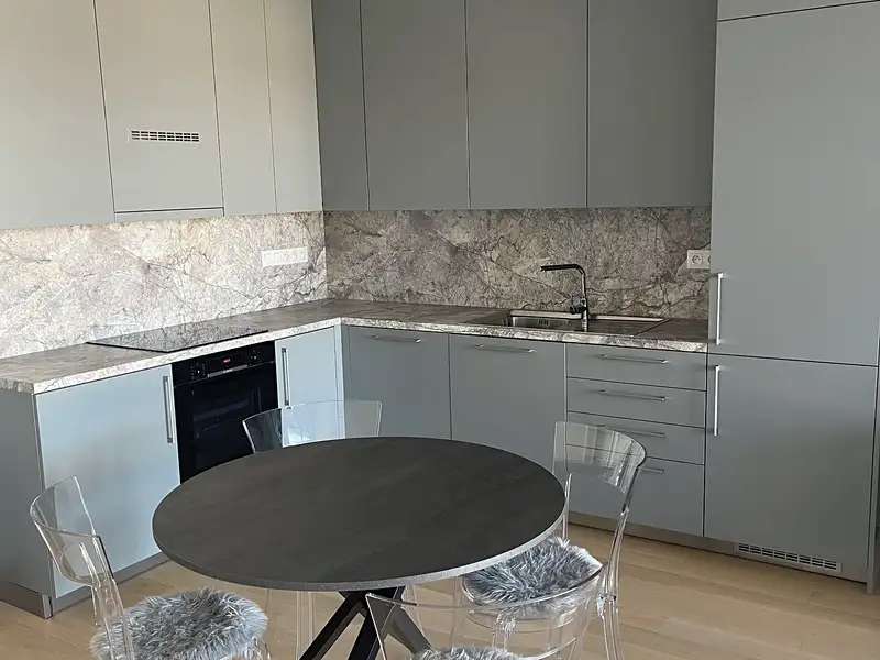 Pronájem bytu 2+kk 62 m², Praha – náhled fotky 1