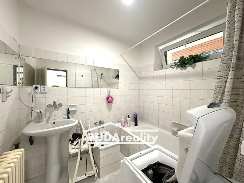Pronájem bytu pokoje 20 m², Zlín – náhled fotky 3