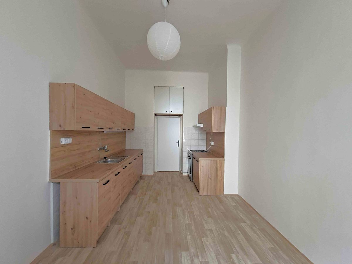 Pronájem bytu 3+1 90 m² – fotografie 5