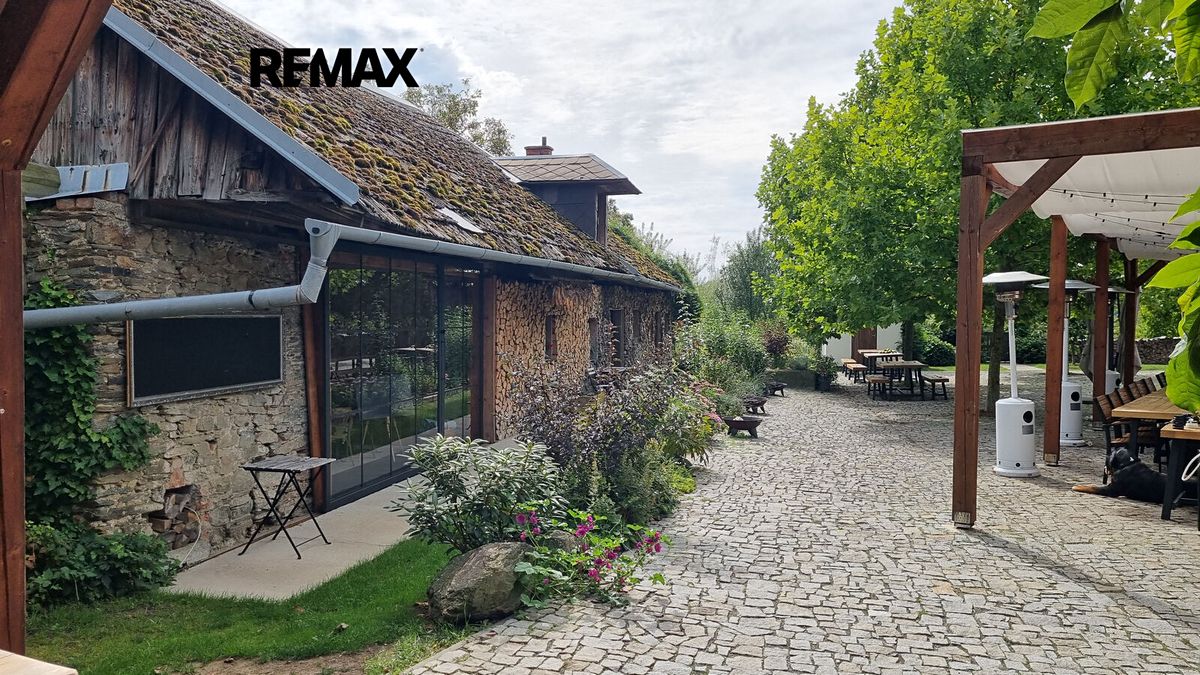 Prodej restaurace 382 m² – fotografie 3