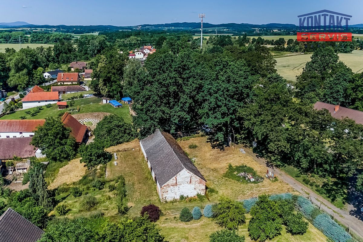 Prodej stavebního pozemku 2140 m²