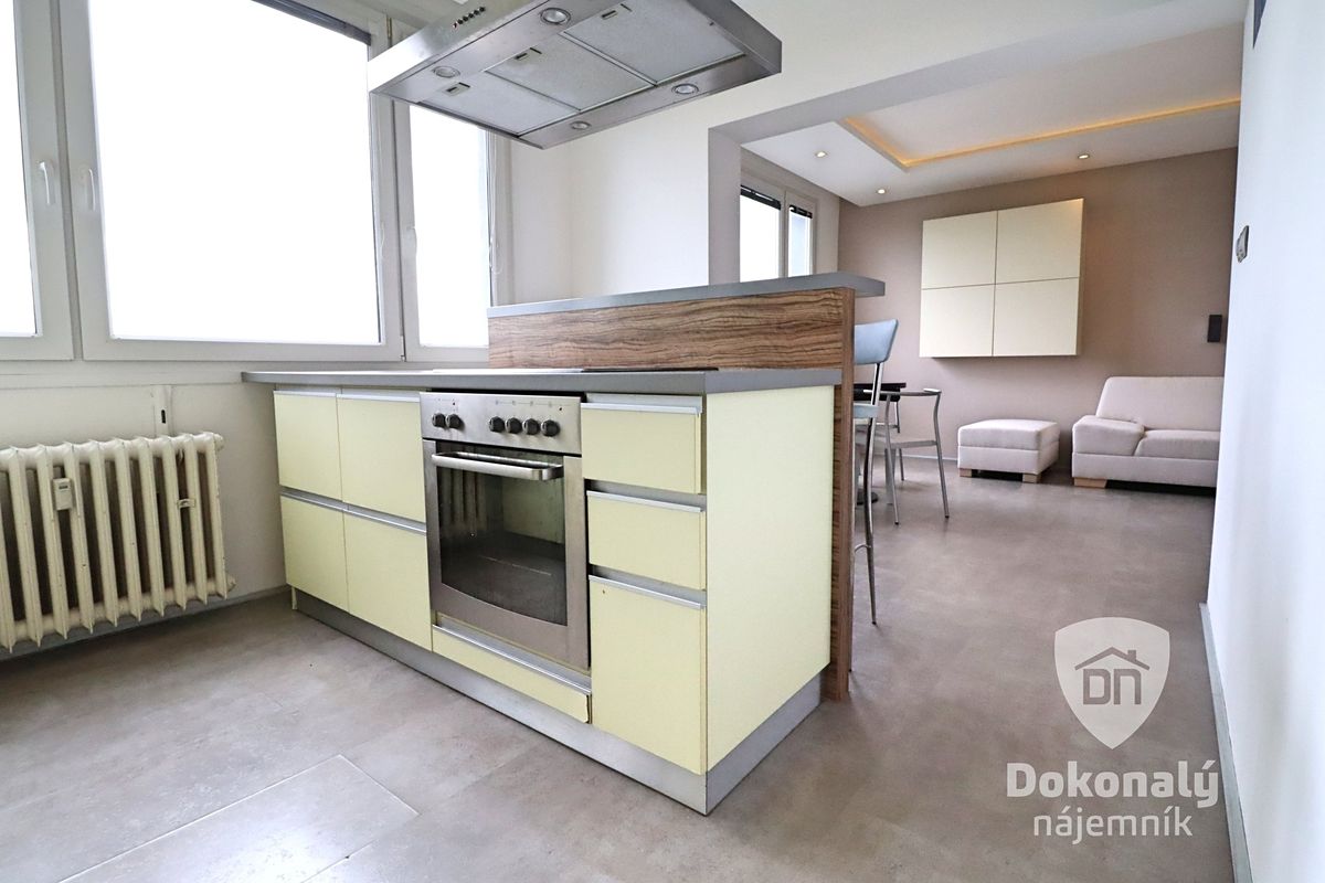 Pronájem bytu 3+kk 72 m² – fotografie 4