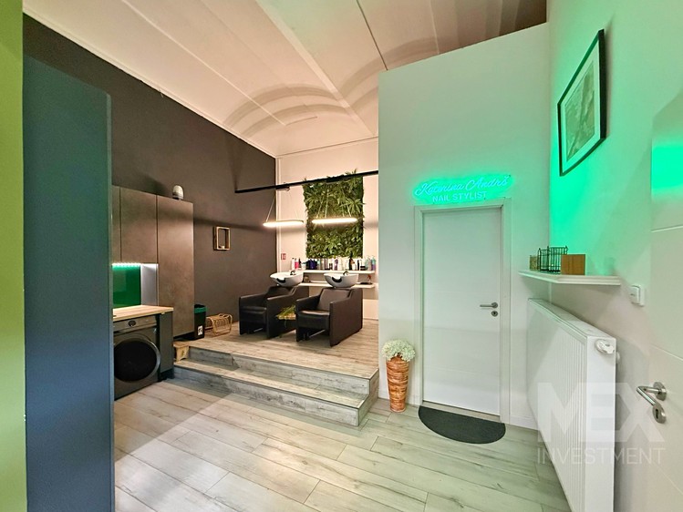 Prodej komerčního prostoru, 89 m² (7 z 20)
