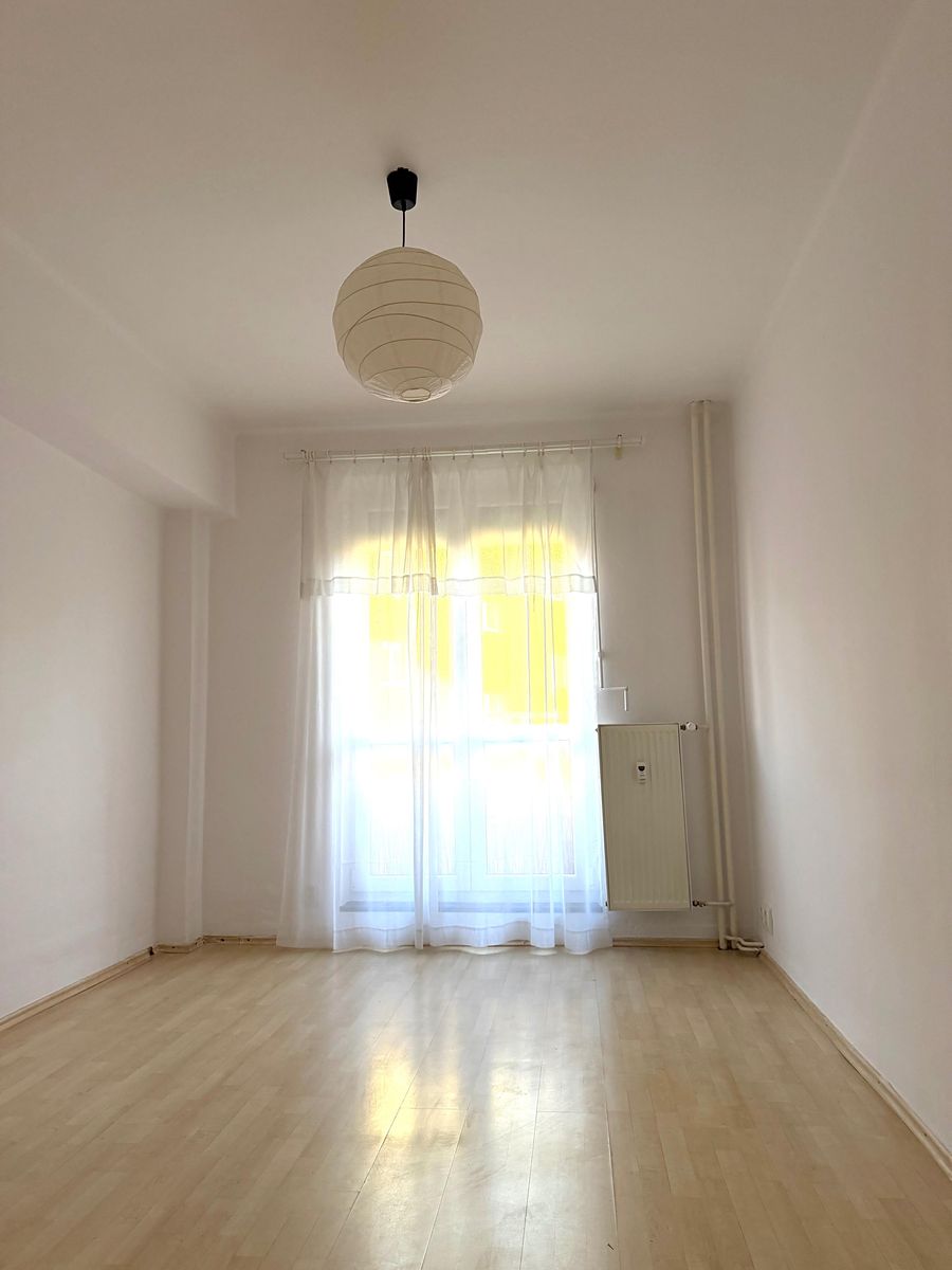 Pronájem bytu 2+kk 49 m² – fotografie 2