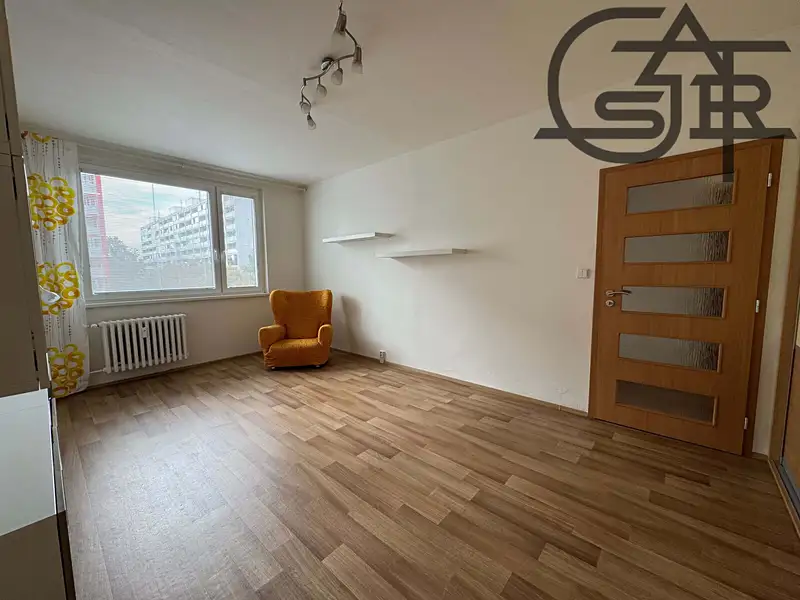 Prodej bytu 3+1 72 m², Pardubice – náhled fotky 1