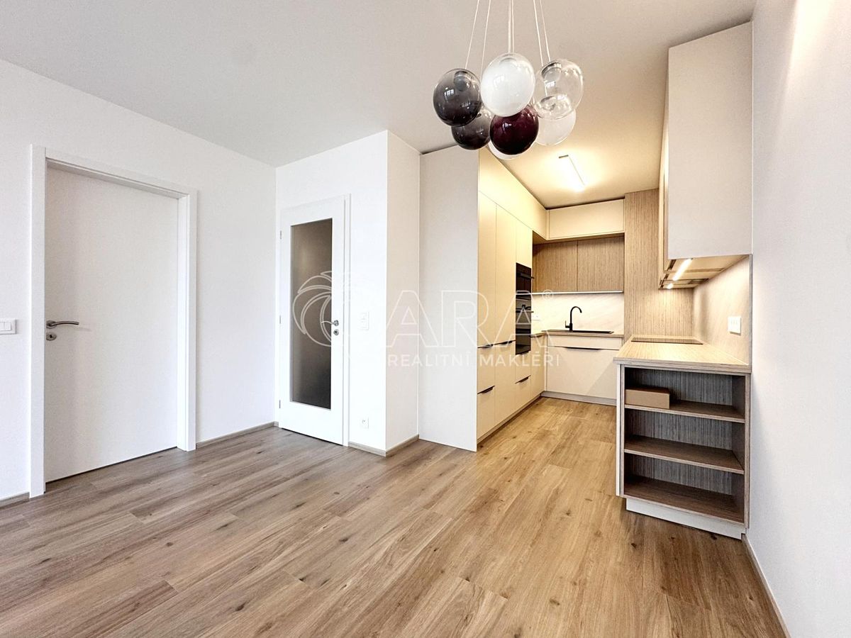 Pronájem bytu 2+kk 53 m²