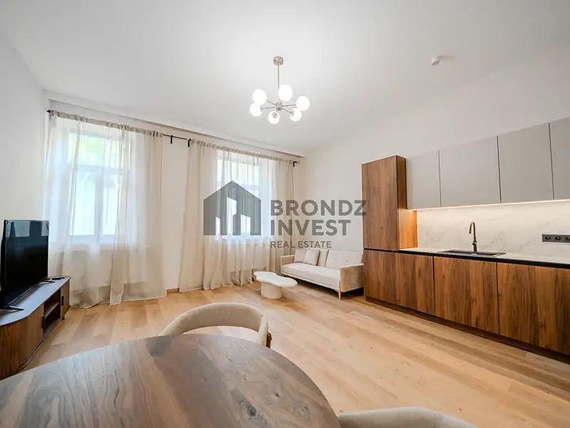 Pronájem bytu 2+kk 60 m², Praha – náhled fotky 2