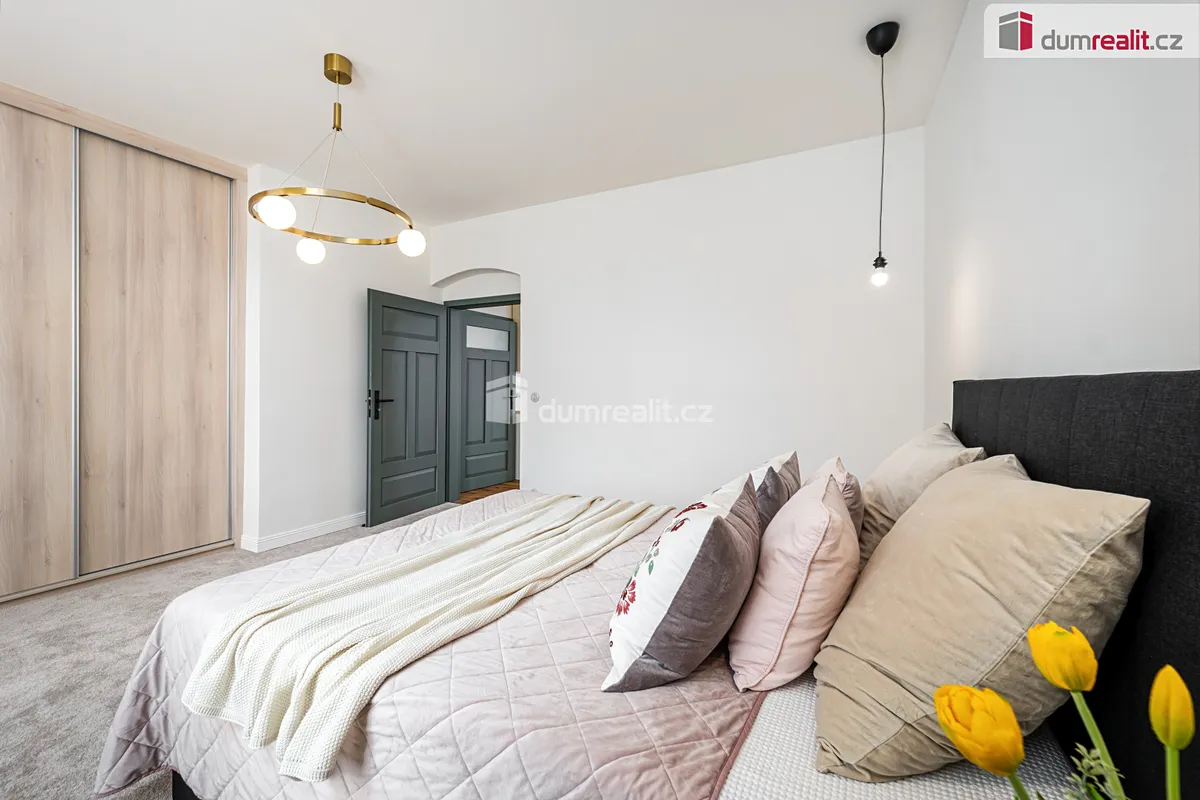 Prodej rodinného domu 140 m², pozemek 287 m²