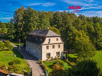 Prodej rodinného domu 180 m², pozemek 2920 m²