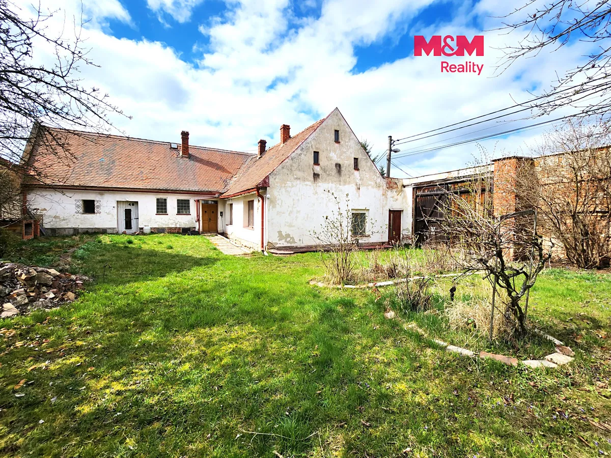 Prodej rodinného domu 209 m², pozemek 1229 m²